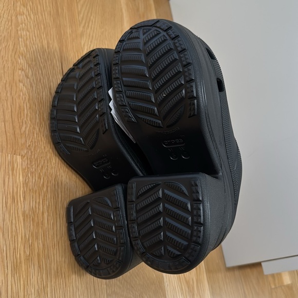 CROCS Black Siren Clog - Picture 3 of 3